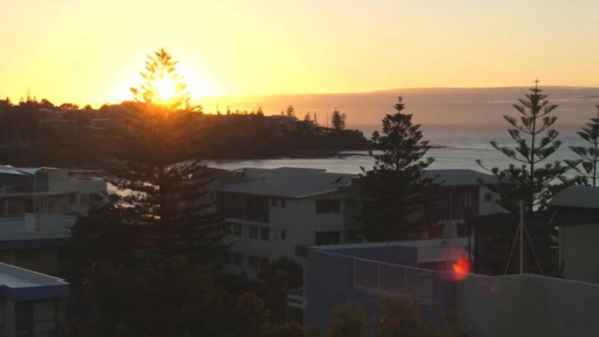 Unit 5 Sanctuary Shores, Kings Beach - Free Wifi! 卡伦德拉 澳大利亚
